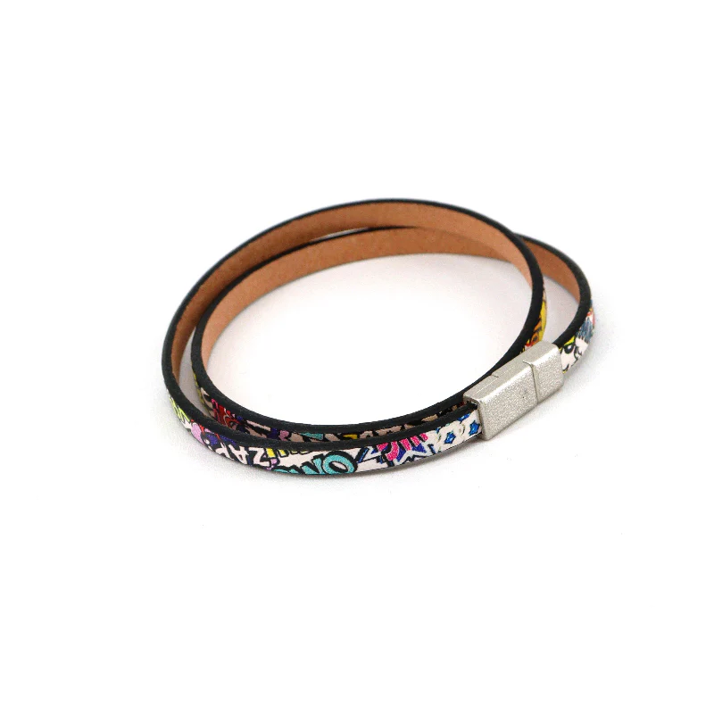 'Bam! Comic Strip' Leather Wrap Bracelet - Image 4