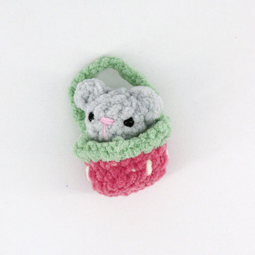 Crocheted Critter in a Basket - Image 3