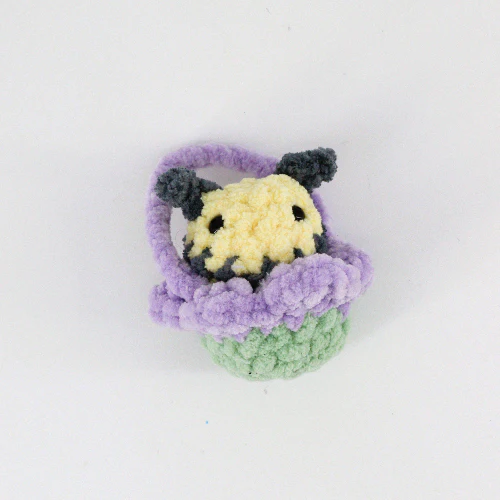 Crocheted Critter in a Basket - Image 5