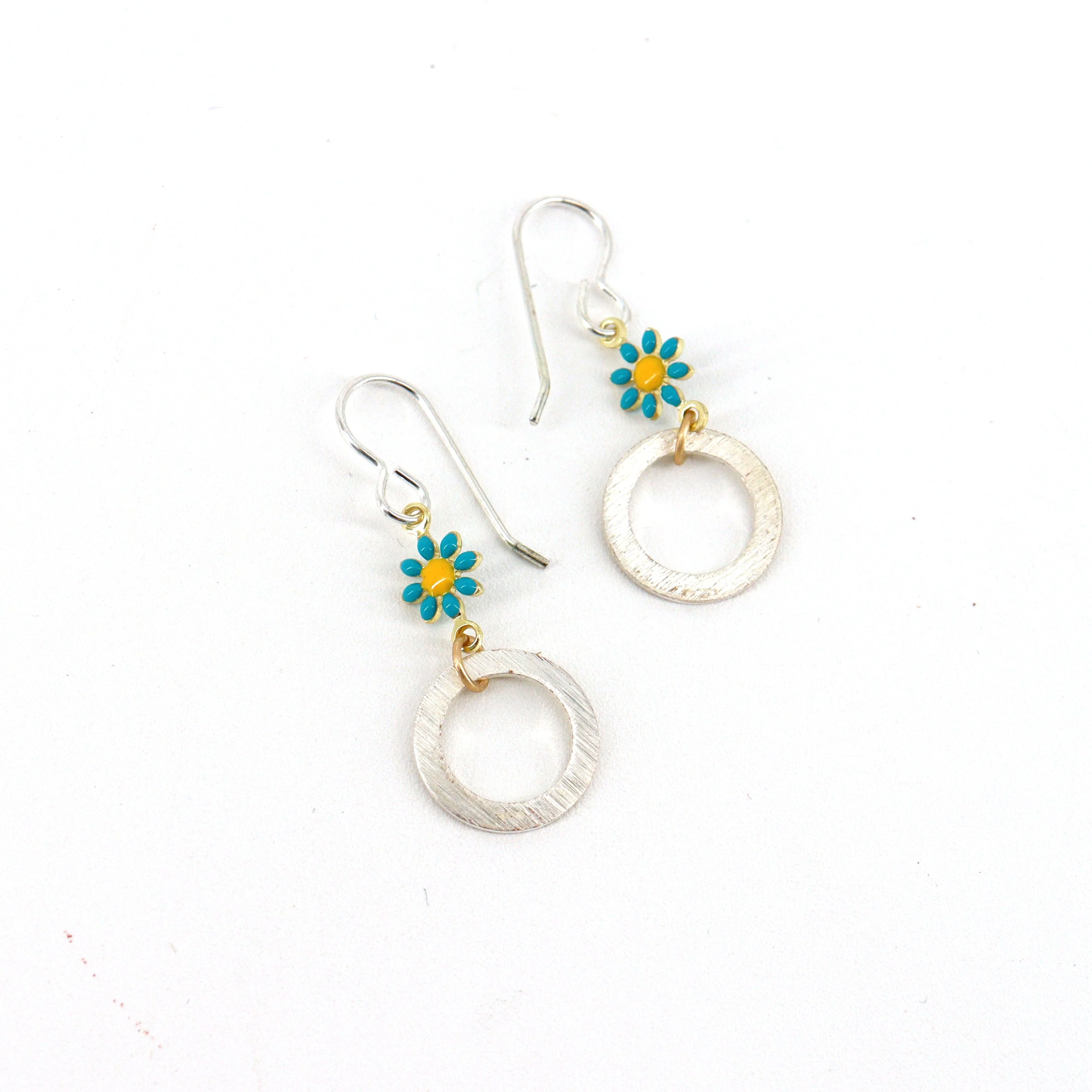 'Enamel Daisy Flower' Earrings - Image 2