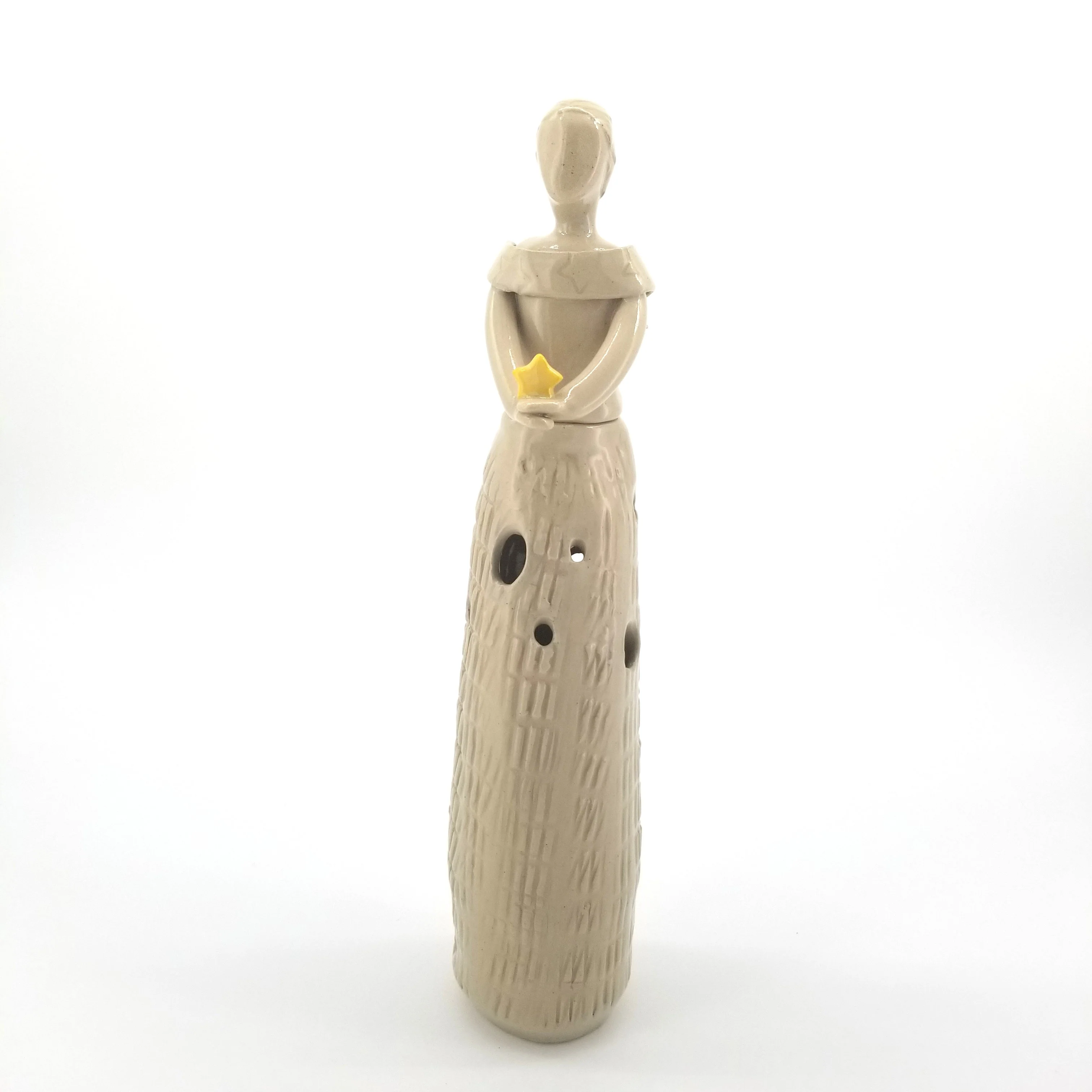 Figurative Flower Vase - Image 2