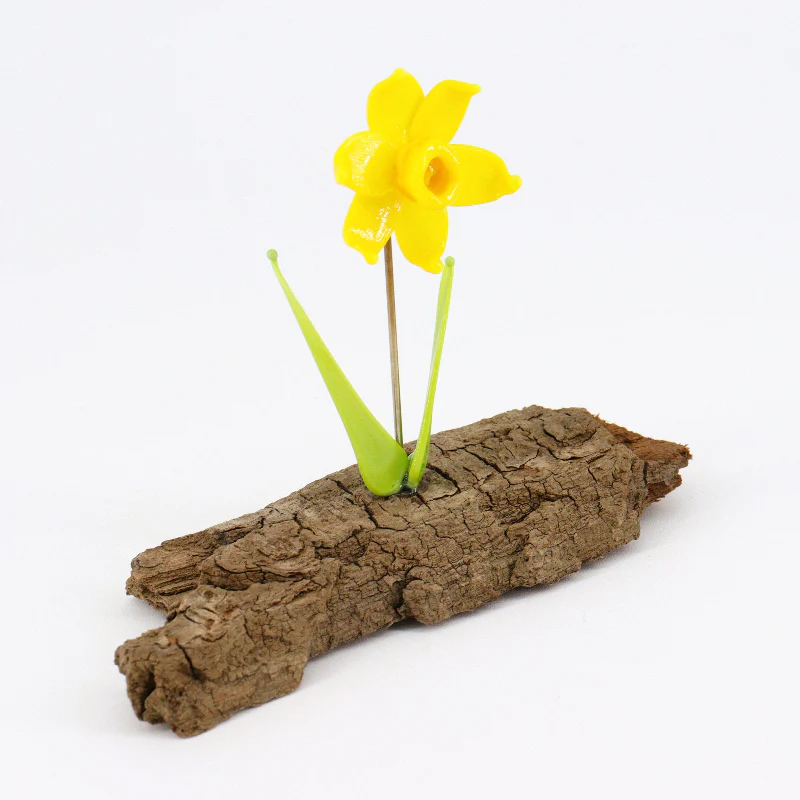 Handcrafted Glass Yellow Daffodil Flower Sculpture - Image 3