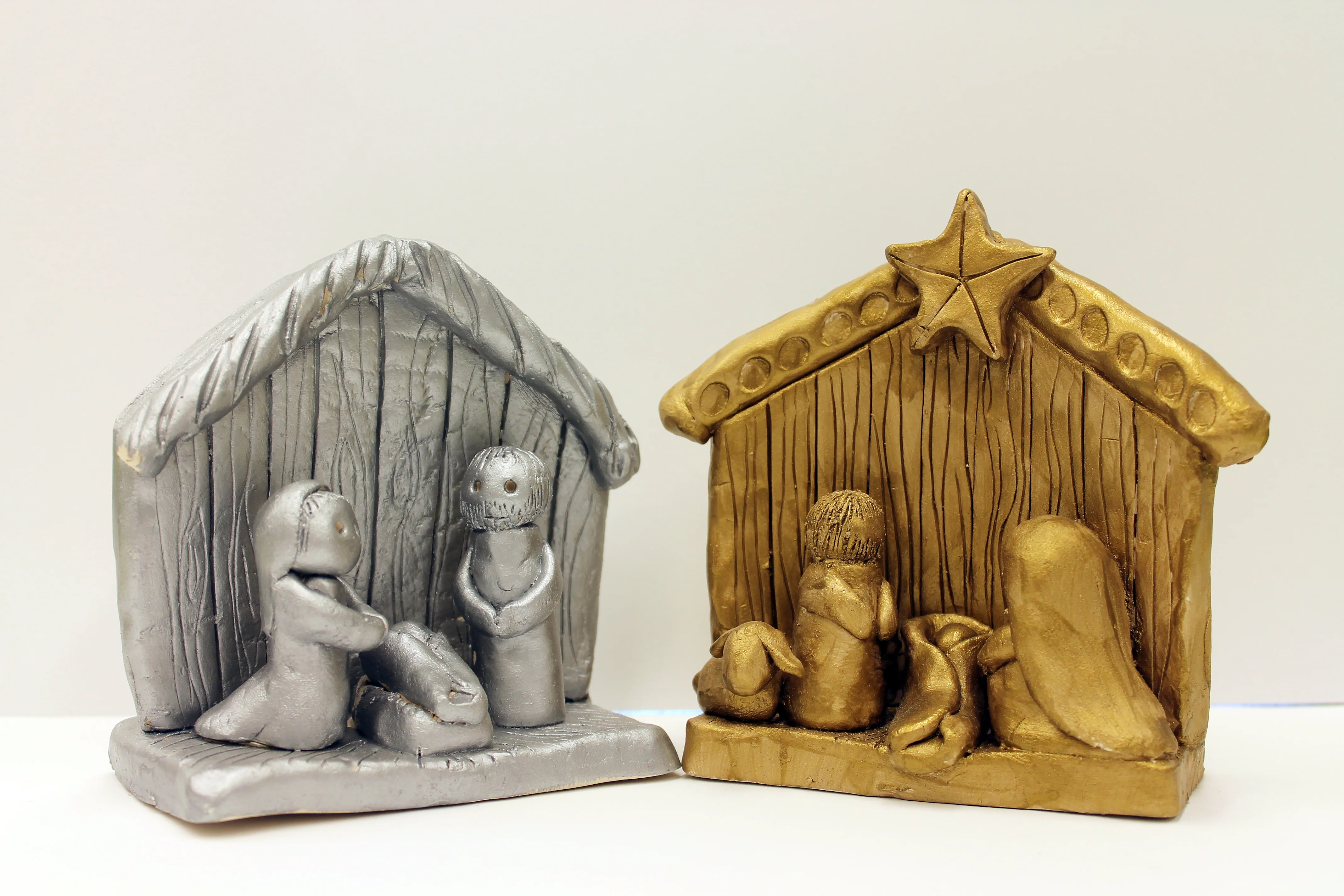 Standing Manger