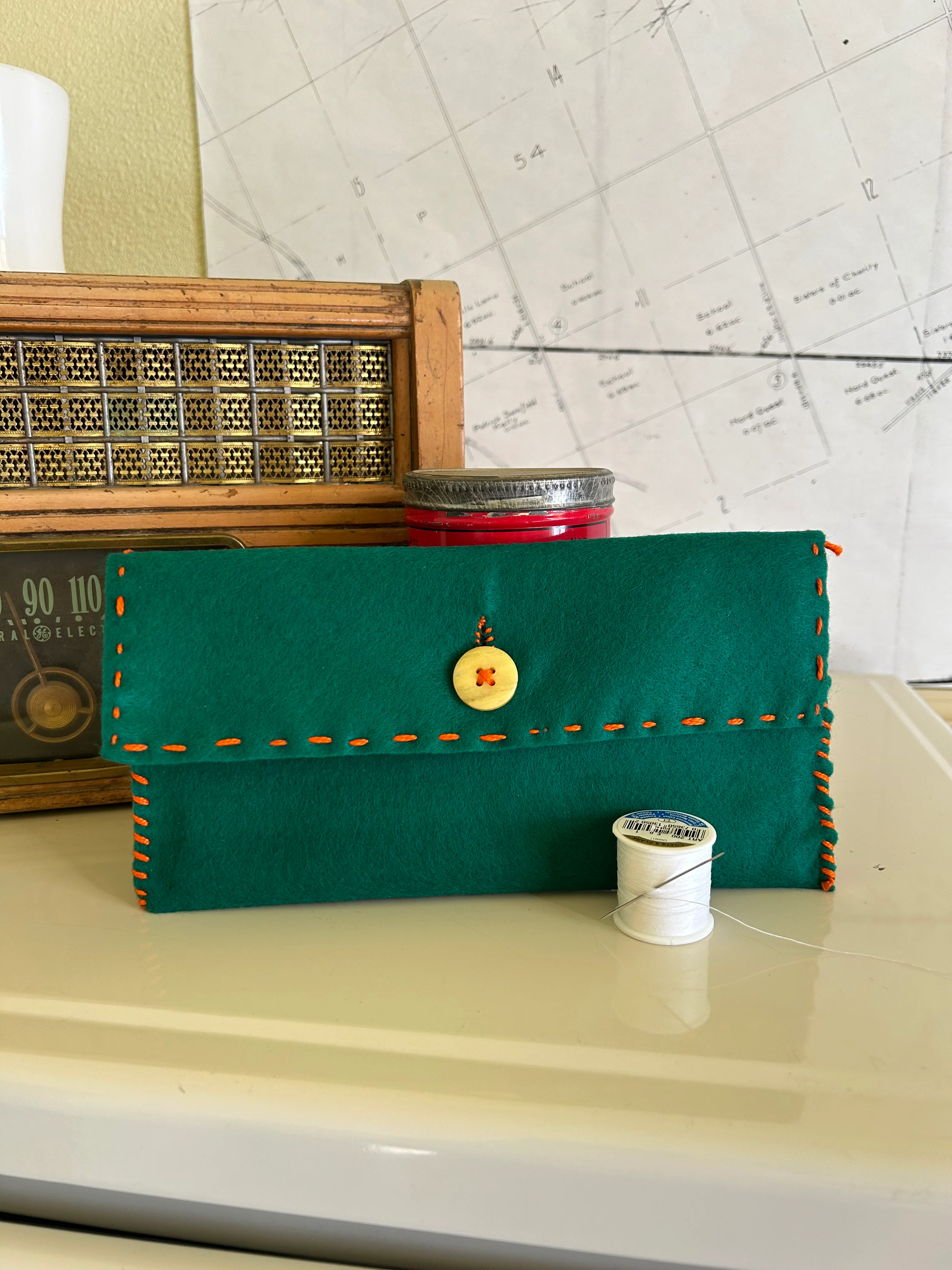 Sew Easy – Simple Hand Sewing