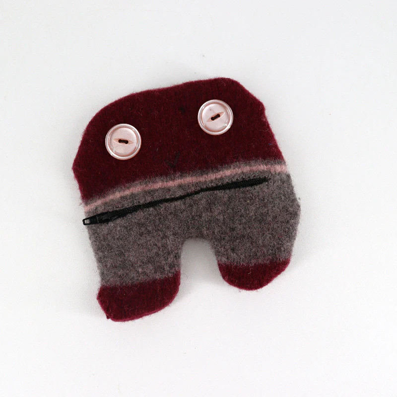 Zippered Upcycled Fabric Mouth Wallet - Image 9